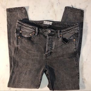 Free People high waisted size 28 grey ankle jeans